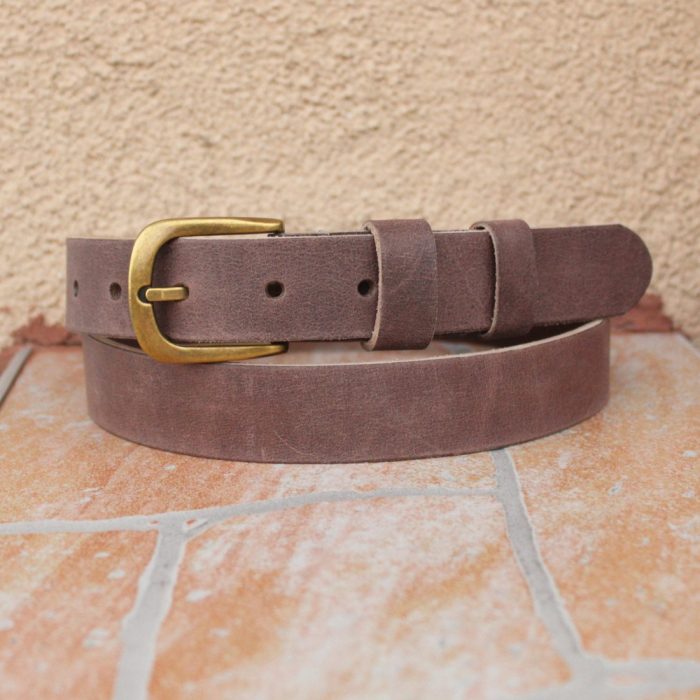 Women's Leather Belt with Vintage Effect Side