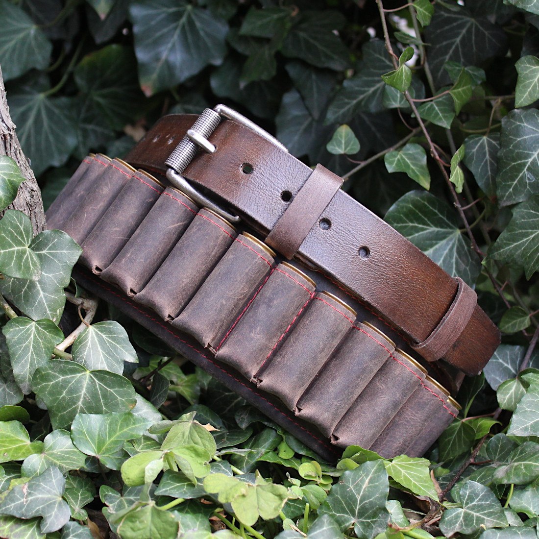 Why a Leather Cartridge Belt Makes the Perfect Gift for Hunters