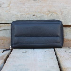 Black Women’s Leather Wallet with Zipper All Around