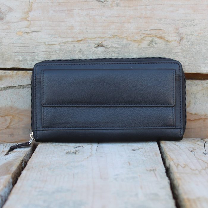 Black Women’s Leather Wallet with Zipper All Around