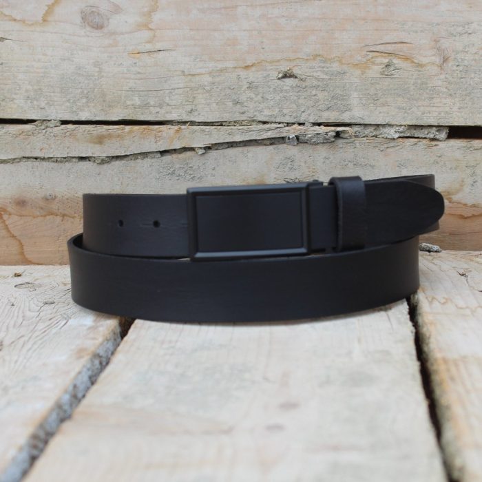 Elegant Men's Black Leather Belt 2
