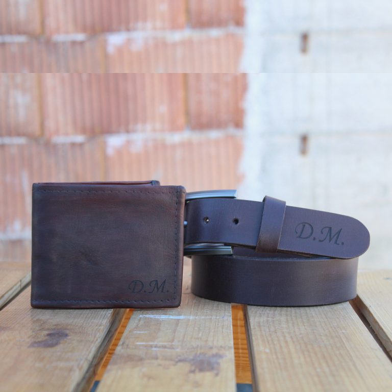 10 Unique Leather Gift Ideas for the Professional Man