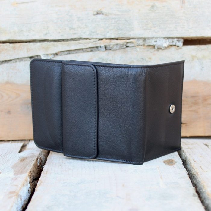 Slim Women's Black Leather Wallet 3
