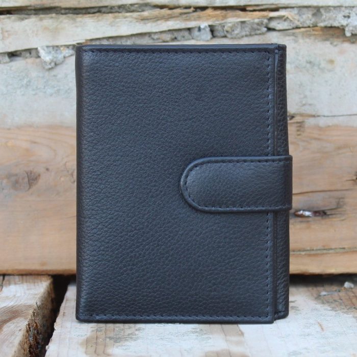 Small Women's Black Leather Wallet