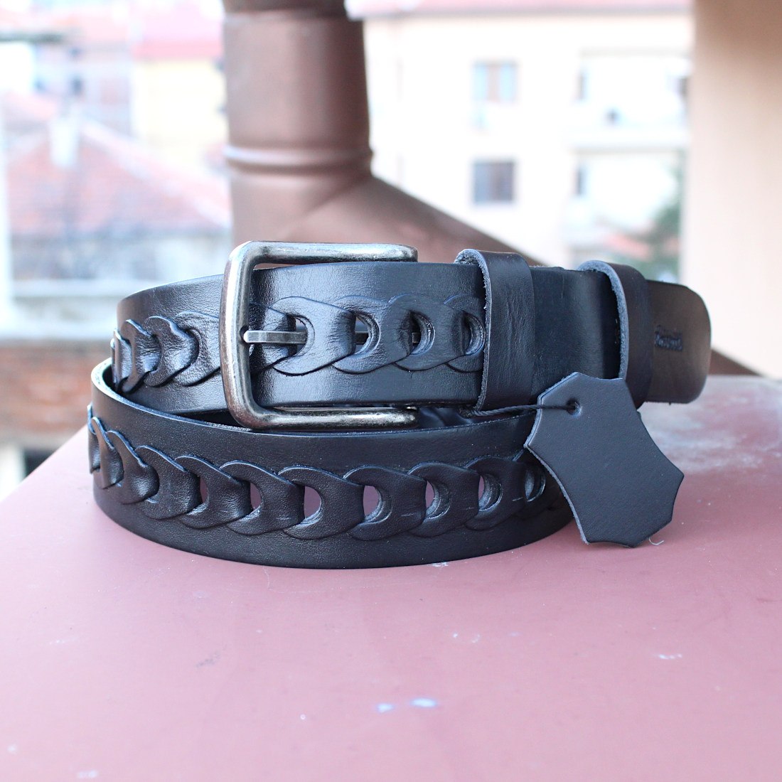 Best Leather Belts for Mechanics