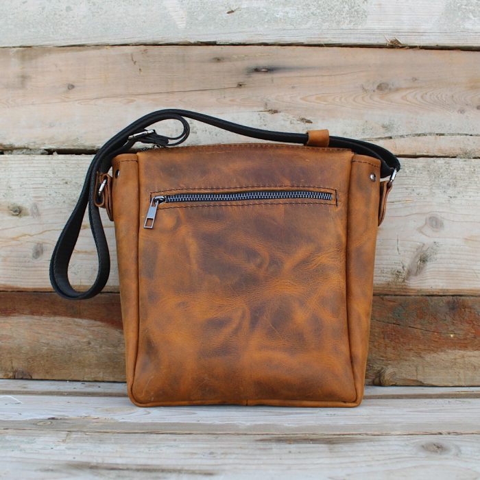 Men’s Crazy Horse Leather Shoulder Bag Light Brown 1