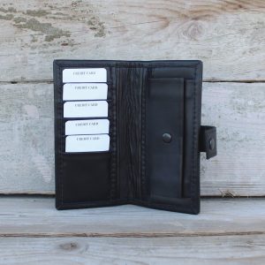 Men’s Handmade Black Leather Vertical Bifold Wallet 1