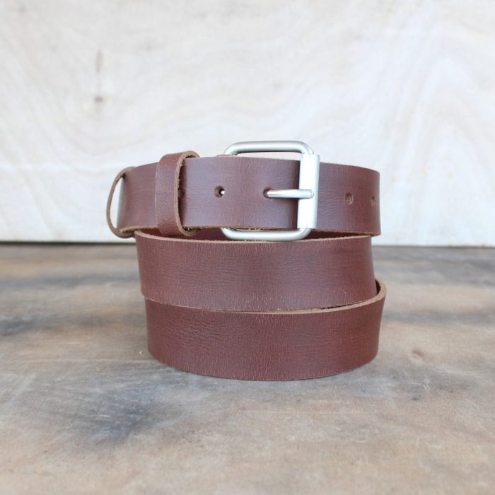 Handmade Men's Brown Leather Belt – Pull-Up Effect 4