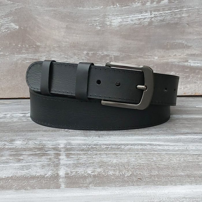 Casual Men's Black Leather Belt with Decorative Edge Stitching Front